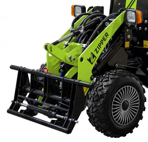 Zipper Hoflader ZI-HL500AKKU mit Palettengabel und Euroaufnahme