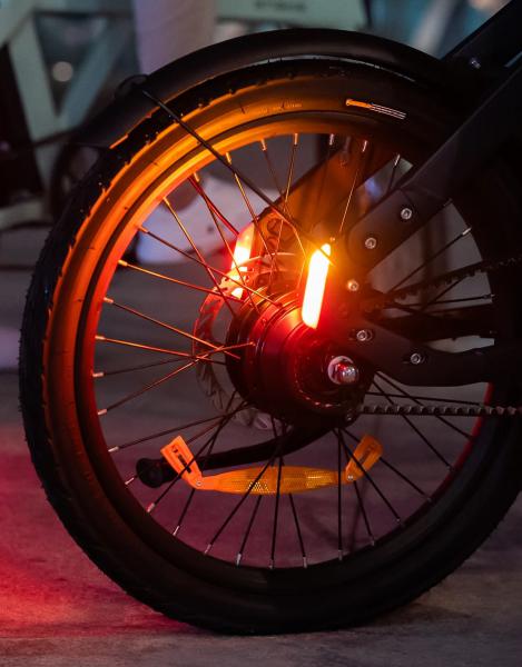 ENGWE P20 18,5 kg Drehmomentsensor, zusammenklappbares Urban-Elektrofahrrad mit Riemenantrieb